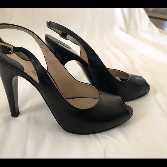 SALVATORE FERRAGAMO SLING BACK PEEP TOE - Picture 2 of 10